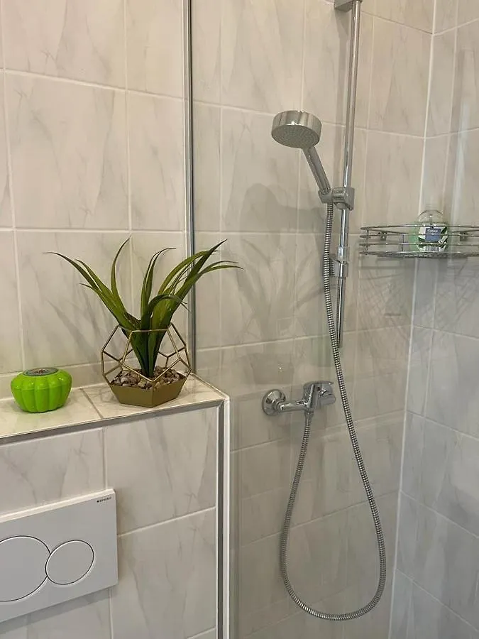 Vienna City Apartment 1