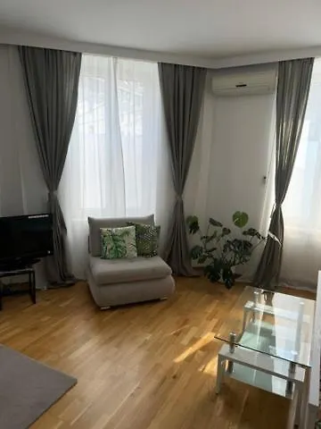 Vienna City Apartment 1